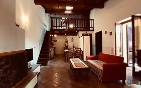Casa al Vittoriale degli Italiani di Gabriele D' Annunzio - Casa Vacanze